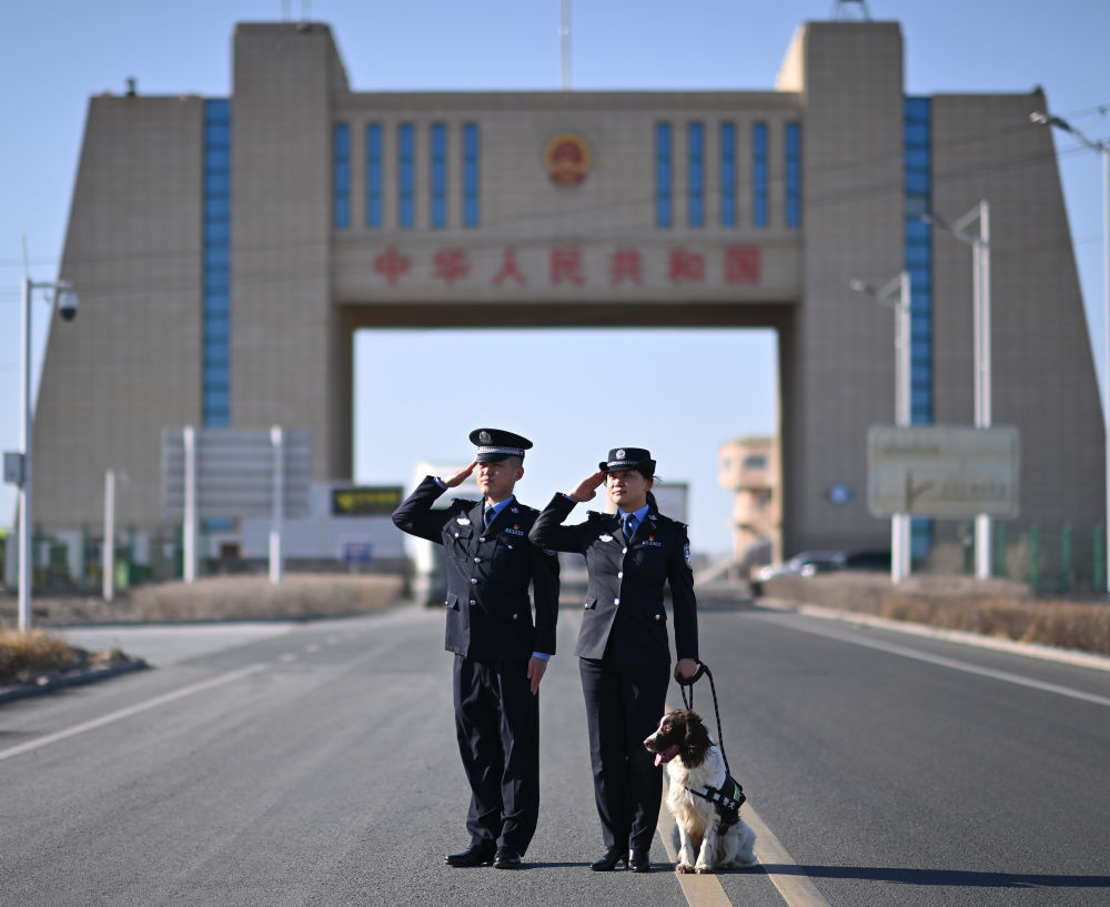 阿拉警察苹果版阿拉警察官网下载-第2张图片-太平洋在线下载